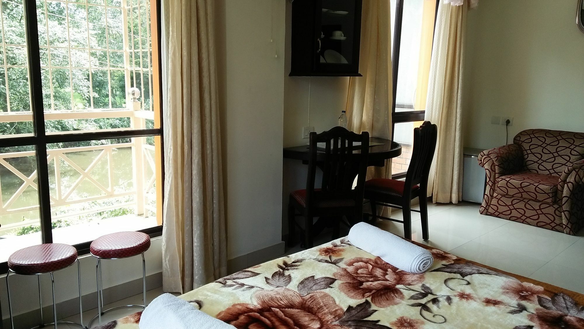 Archana Residency 蒙纳 外观 照片